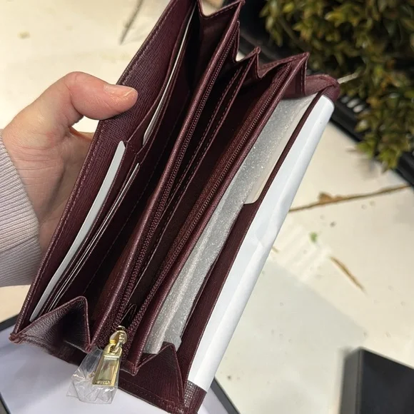Furla maroon saffiano leather Wallet - Picture 5 of 5